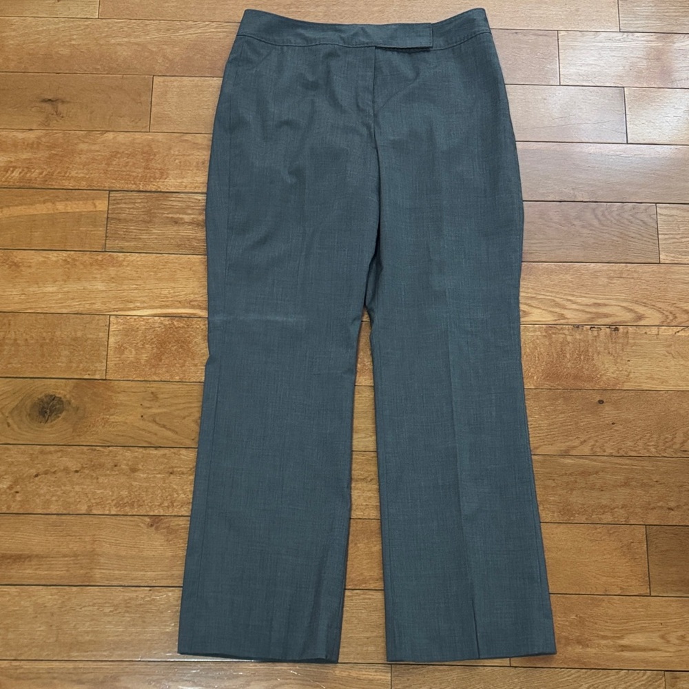 Tahari Arthur S. Levine womens gray dress pants size 12.